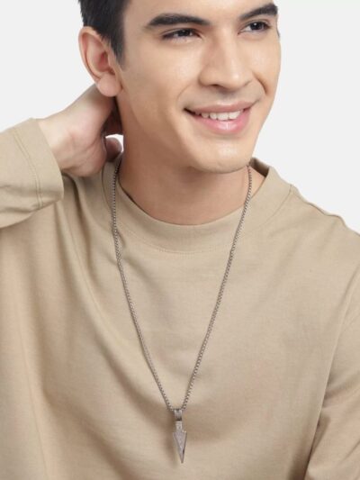 Unisex Silver Arrow Pendant Necklace With Chain