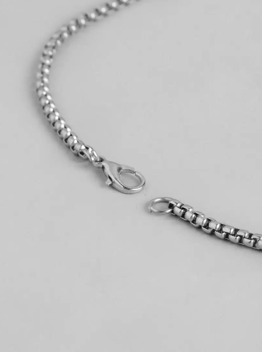 Unisex Silver Plated Stainless Steel Axe Pendant Necklace with Chain – Stylish Fashion Jewelry - Image 3